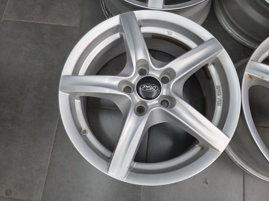 Джанти 16 - Ford