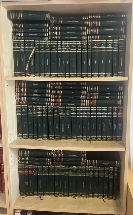 Vand colectia completa 100 de opere esentiale Biblioteca Adevarul