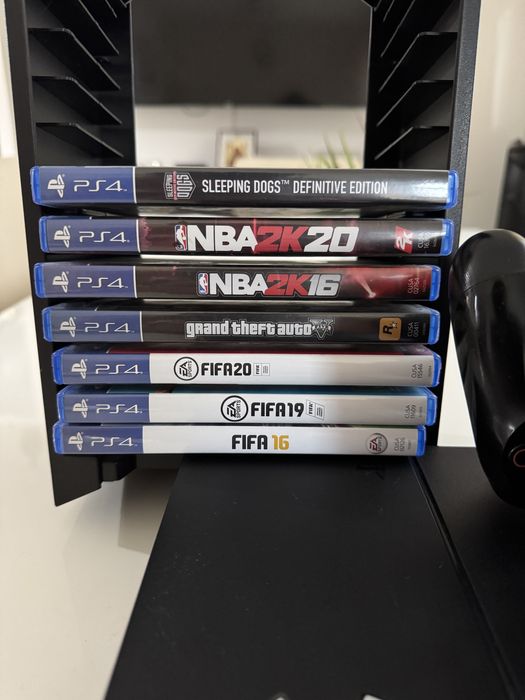 Ps4+4jocuri+2 controller+stand