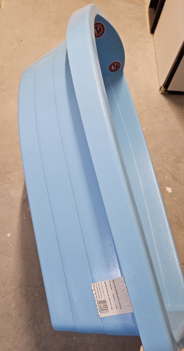 Barca plastic f putin folosita