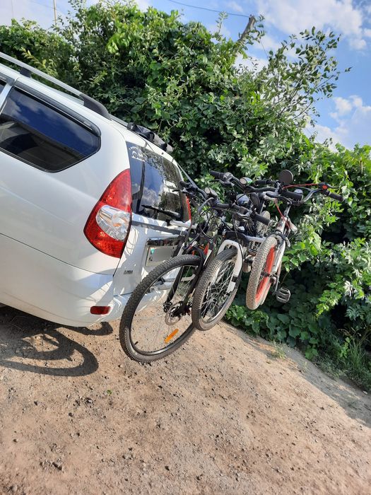 Крепление для велосипедов на автомобиль