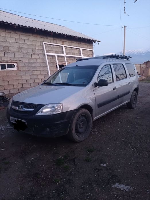 Lada largus 220.000probek zudlik bilan sotiladi