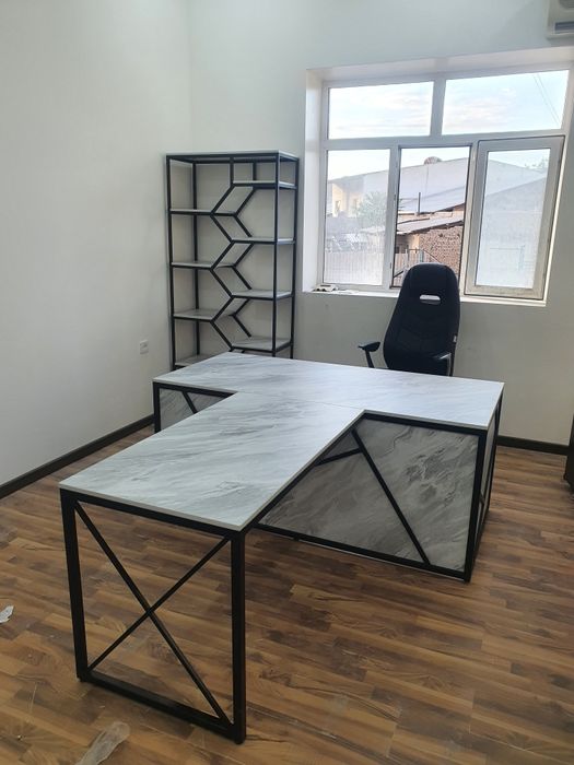 Лофт стилдаги офис столлар