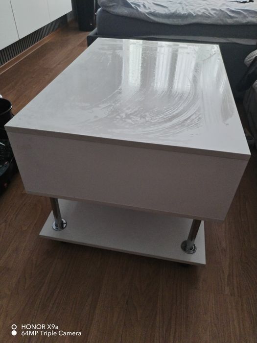 Продам журнальный столик