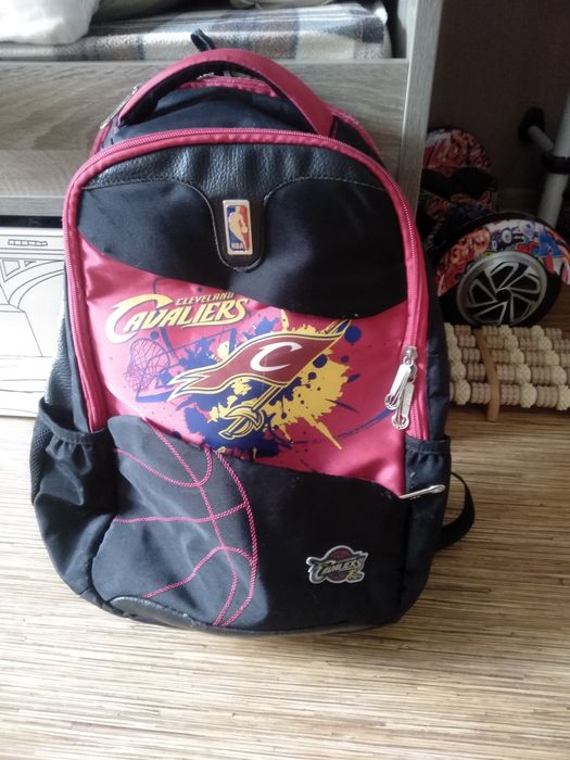 Продам школьный рюкзак