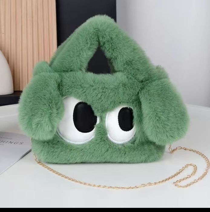 Продам сумочку детскую