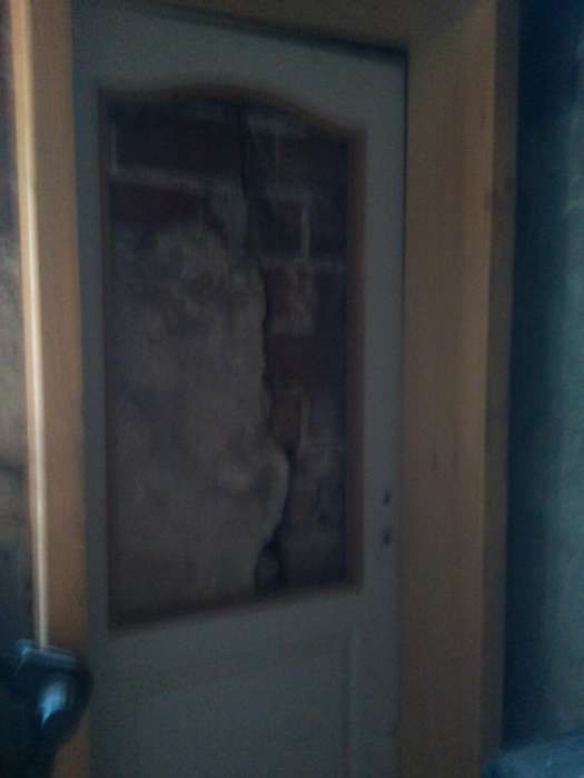 Usa interior cu toc masiv