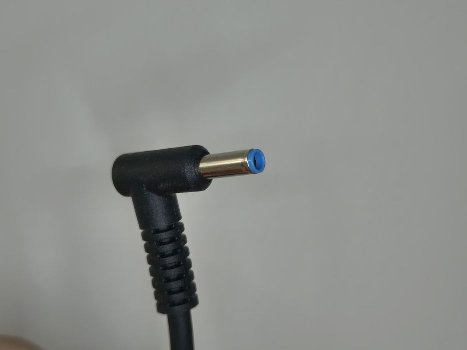 Incarcator laptop original HP cu mufa mica subtire 4.5x3.0 mm cu pin