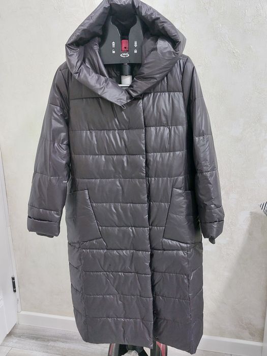 Новый пуховик 50 000тг