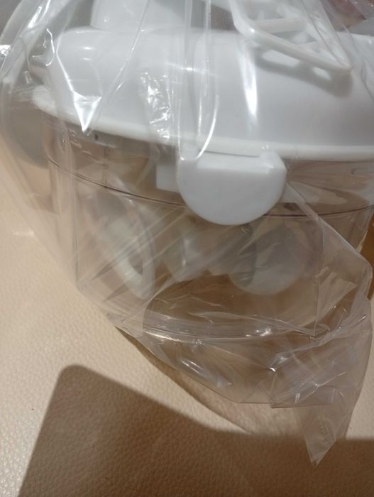 Robot manual bucatarie