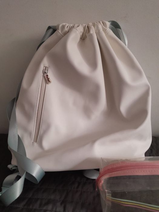 Ghiozdan+ penar Pusheen