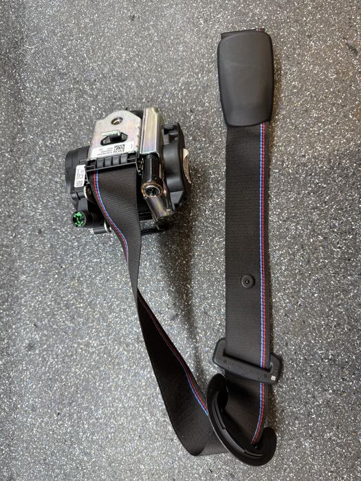 Bmw F40 f44  Преден колан ляв нов