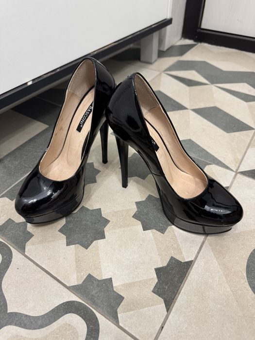 Все 4 пары отдам за 3500 тг