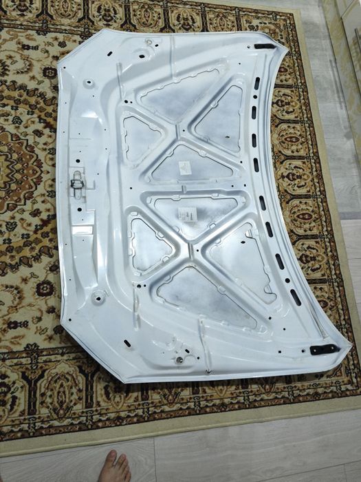 Капот ла Mitsubishi lancer 10