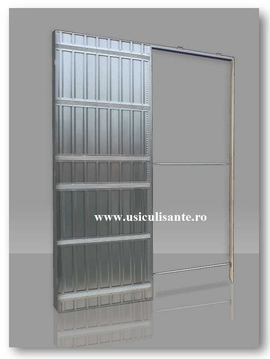 Usi culisante - glisante in perete de gips carton sau tencuibil, disponibile in stoc, dotate cu sisteme Scrigno