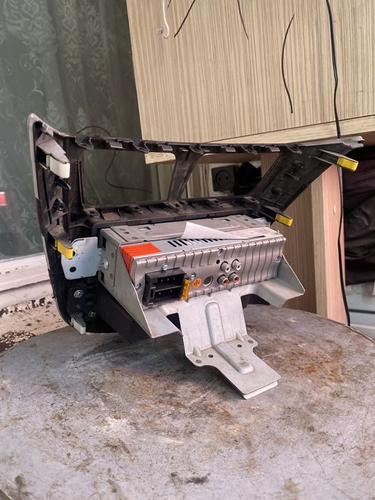 Продам магнитолу