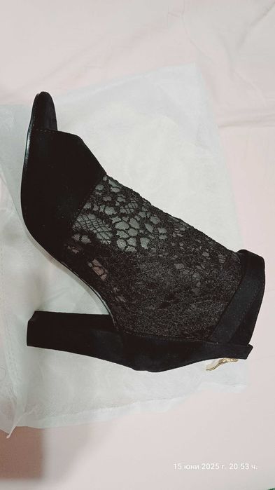 Дантелени летни боти