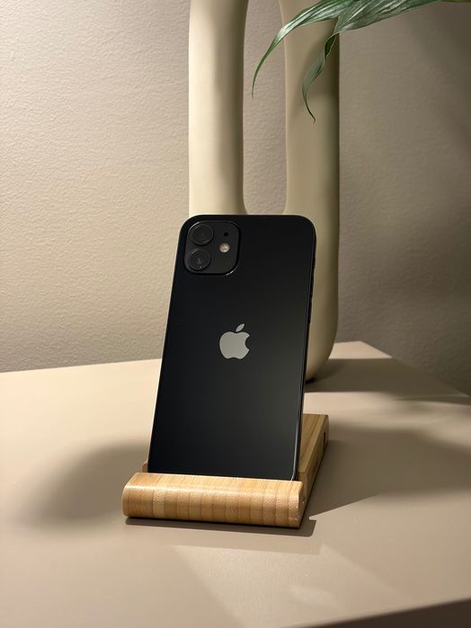 iPhone 12 - 64 GB / 84% / Black / Cablu incarcare