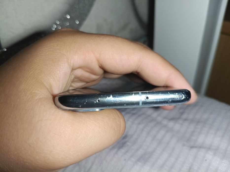 Samsung s20 128гб
