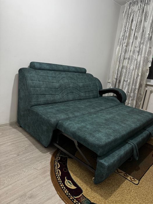 Диван раскладной.