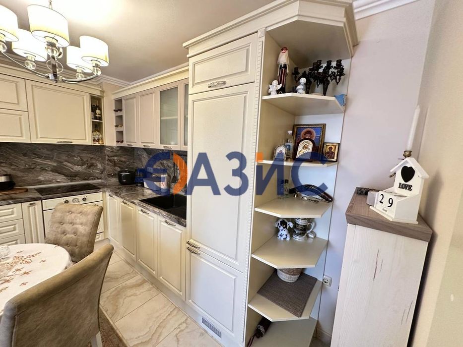 Продава се Тристаен апартамент в Свети Влас - 86 кв.м за 1209 €/кв.м - Снимка #4