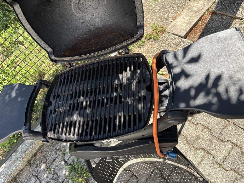 Weber Q1200 black барбекю