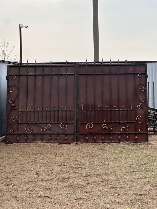 забор металический