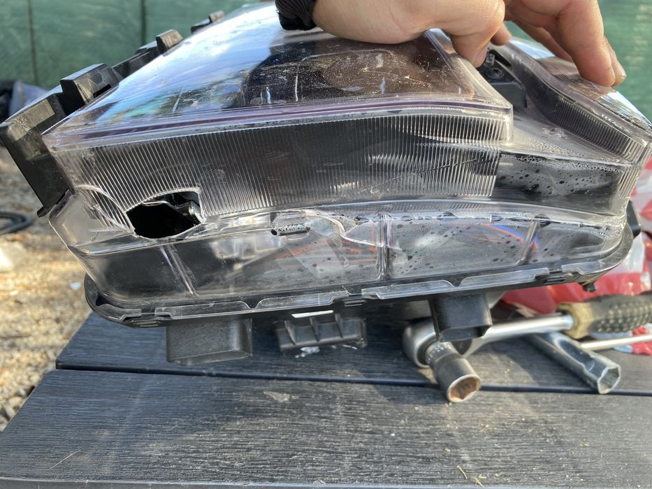 Десен фар Santa Fe FULL LED 2022