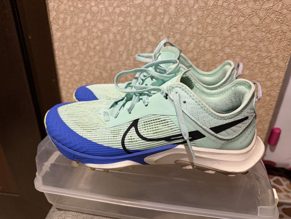 Nike спортни обувки