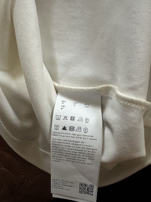 Тениска HUGO.