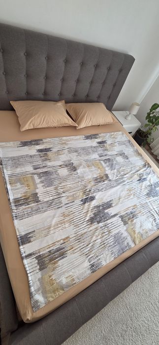 Lenjerii de pat personalizate si brodate