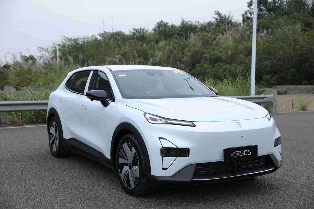 Продается фактический новый электромобиль Deepal S05 Max 620 km.