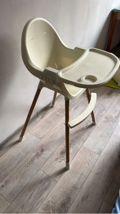 стульчики для кормления hugs