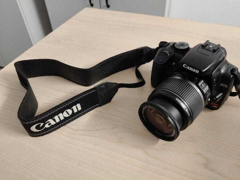Aparat foto digital Canon EOS Rebel XTi 400D, 2 ob. + 2 bat. + 4 card
