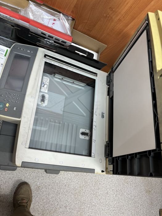 Принтер HP LaserJet5025