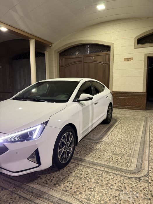 Hyundai Elantra 2020 2 litr full
