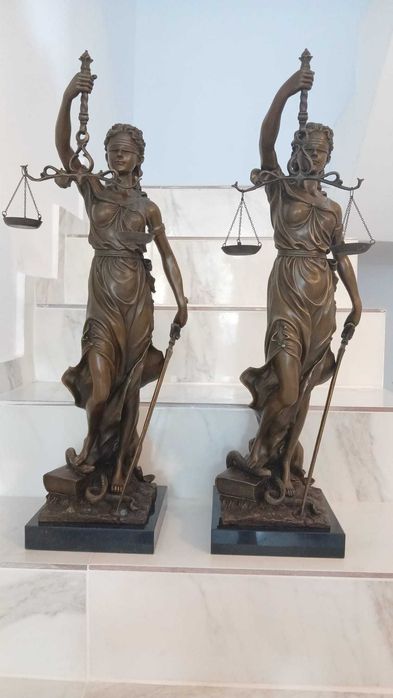 Set 2 statuete Lady Justice