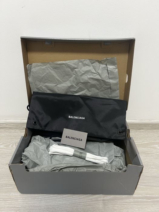 Balenciaga Runner