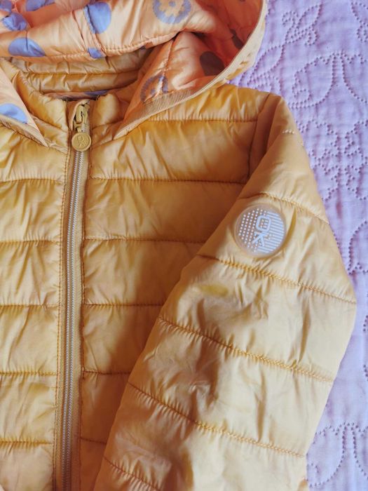 Леко ватирано яке OKAIDI, момиче, 116 см.