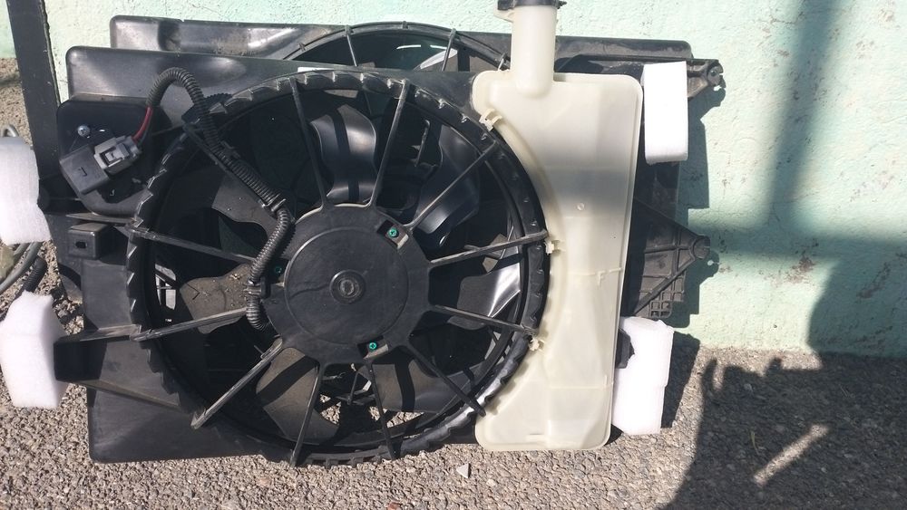 Продаётся радиотор вентилятор на марку авто Kia