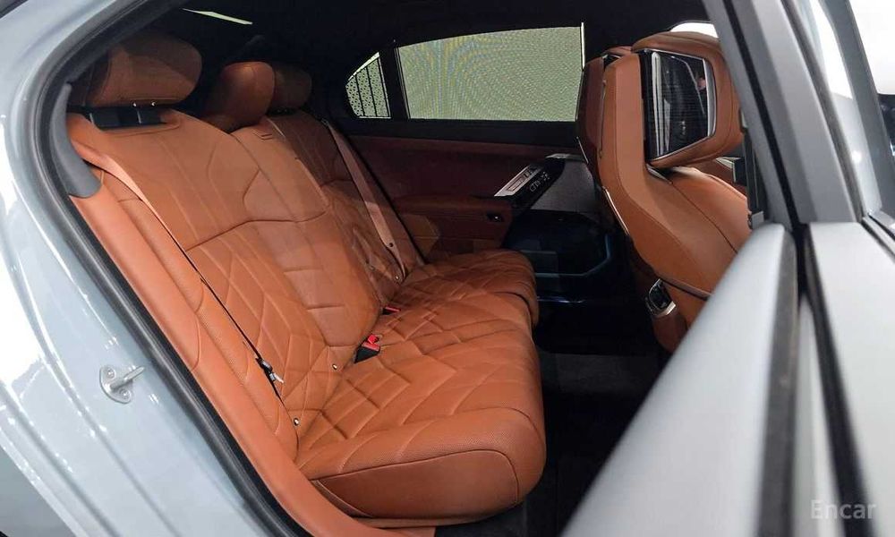 BMW 7 (G70) 740d xDrive M Sport