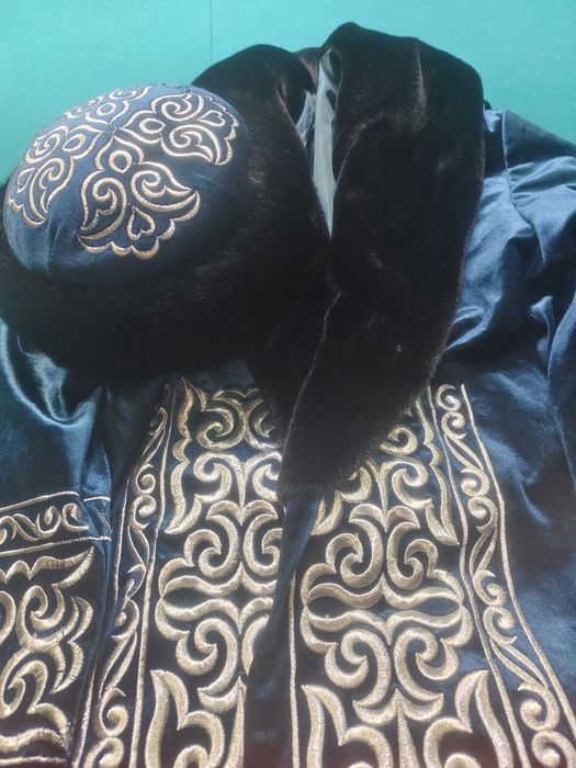 Шапаны (чапаны) 10000 тенге