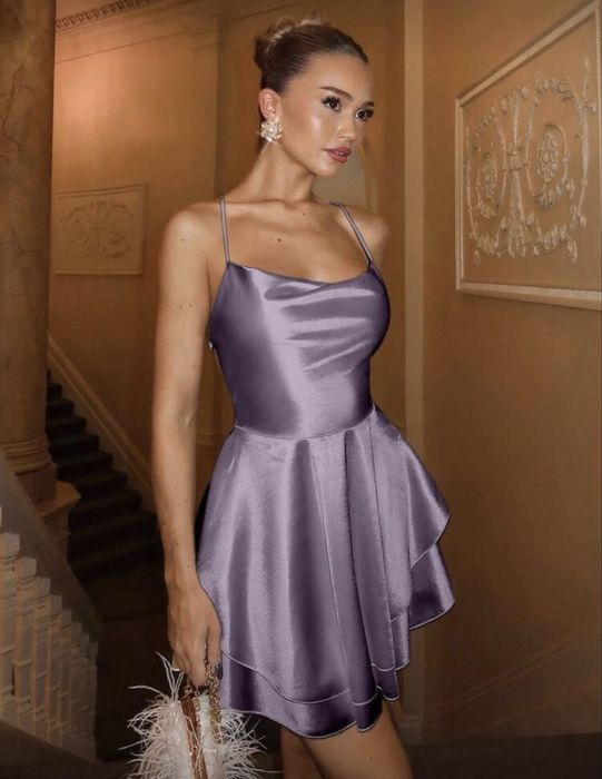 Сатенена лилава рокля