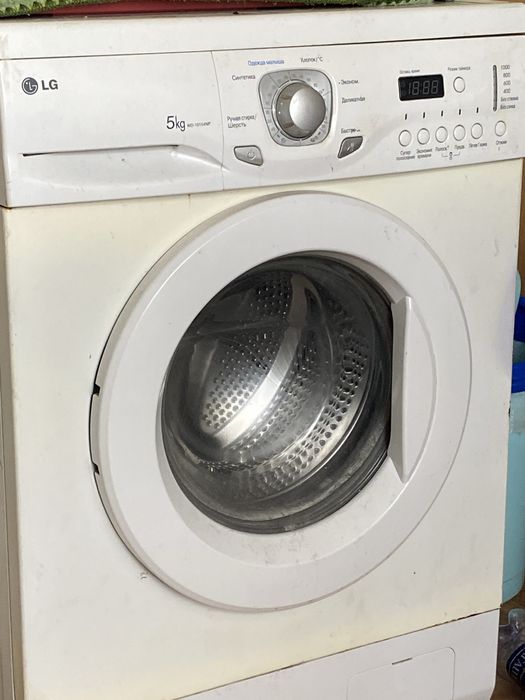 Продам стиральную машинку