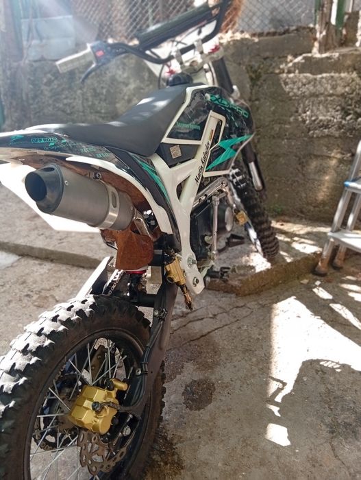 Продавам мотор 125cc