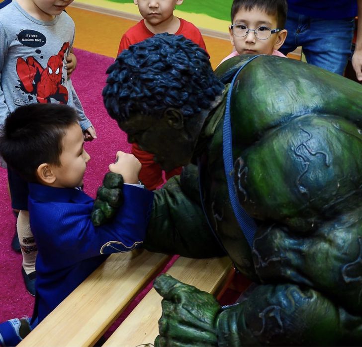 Халк. Аниматоры. Супергерои. Человек паук