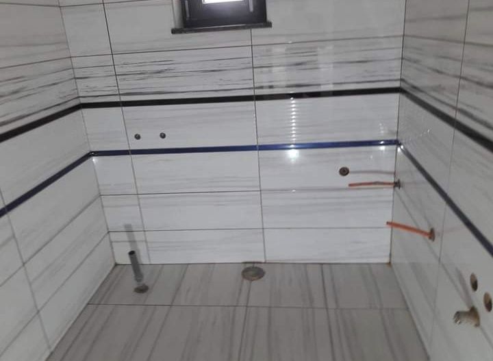 Construim case din structura metalica și panou sandwich