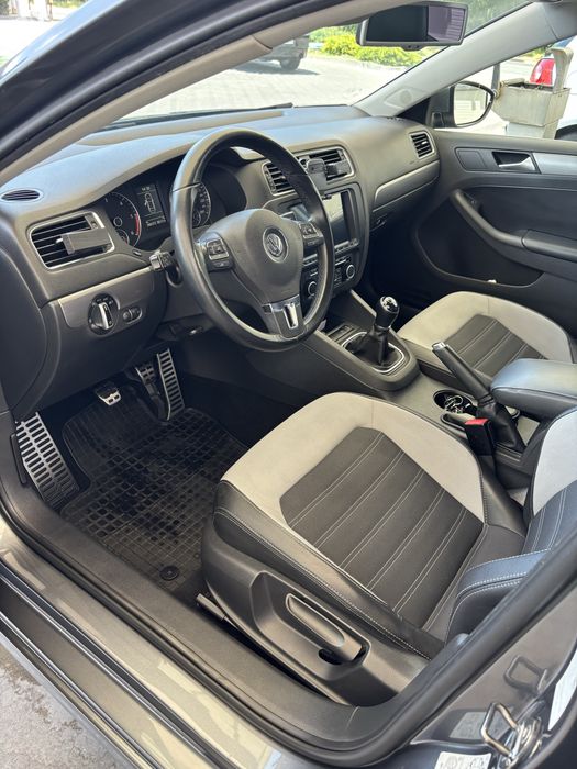 Vw jetta unic proprietar in Ro de 8 ani