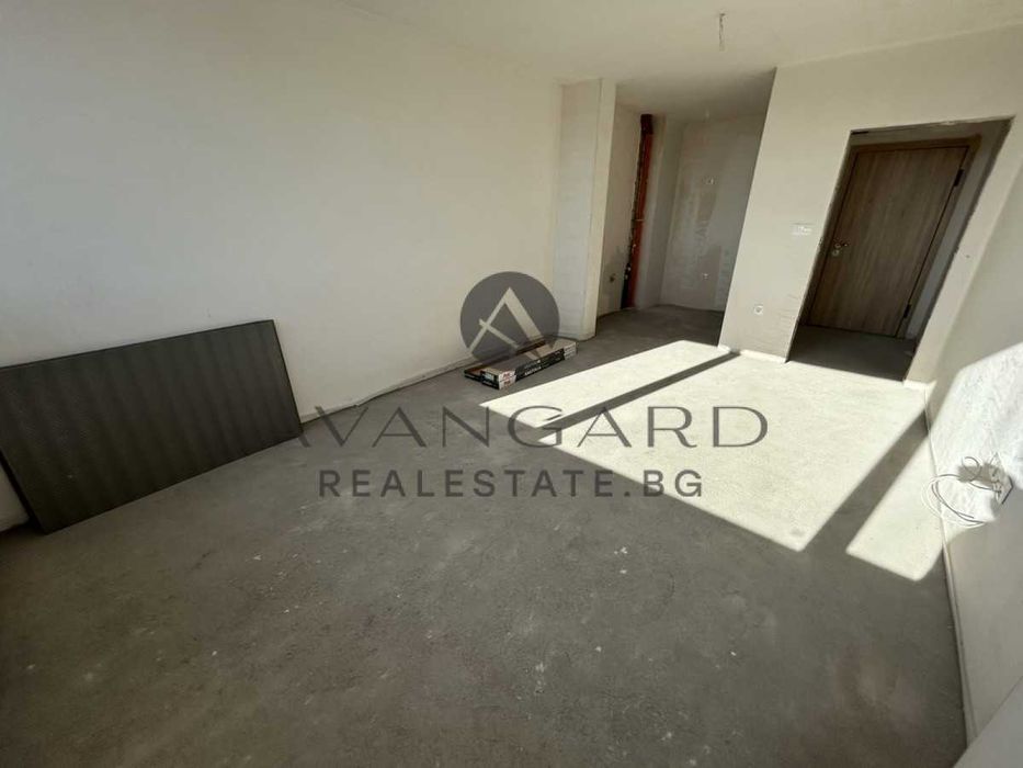 Продава се Тристаен апартамент в Пловдив, Център - 100 кв.м за 1918 €/кв.м - Снимка #1