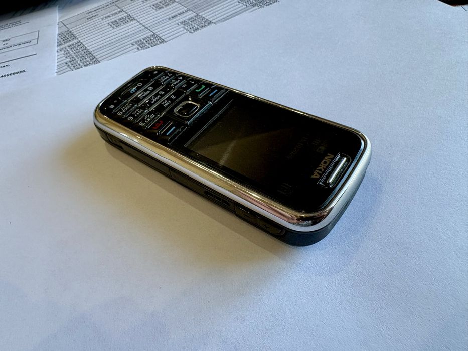 Легендарный Nokia 6233